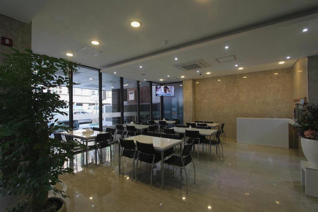 Reve Business Hotel Jeju Dış mekan fotoğraf