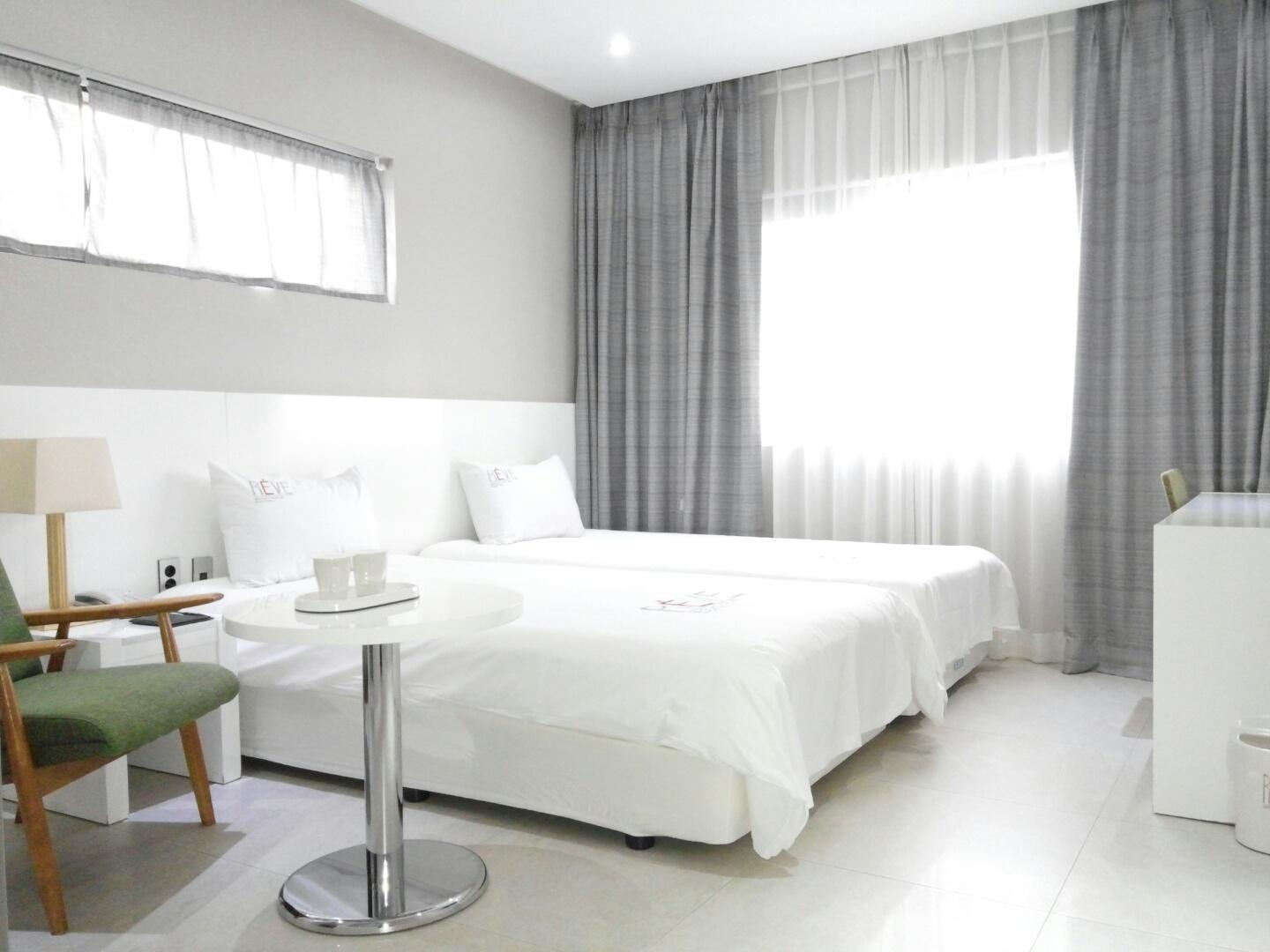 Reve Business Hotel Jeju Dış mekan fotoğraf
