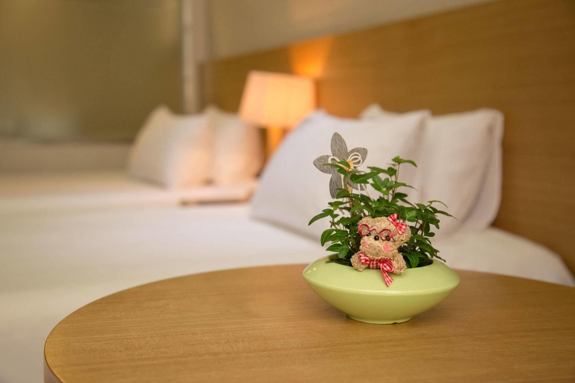 Reve Business Hotel Jeju Dış mekan fotoğraf