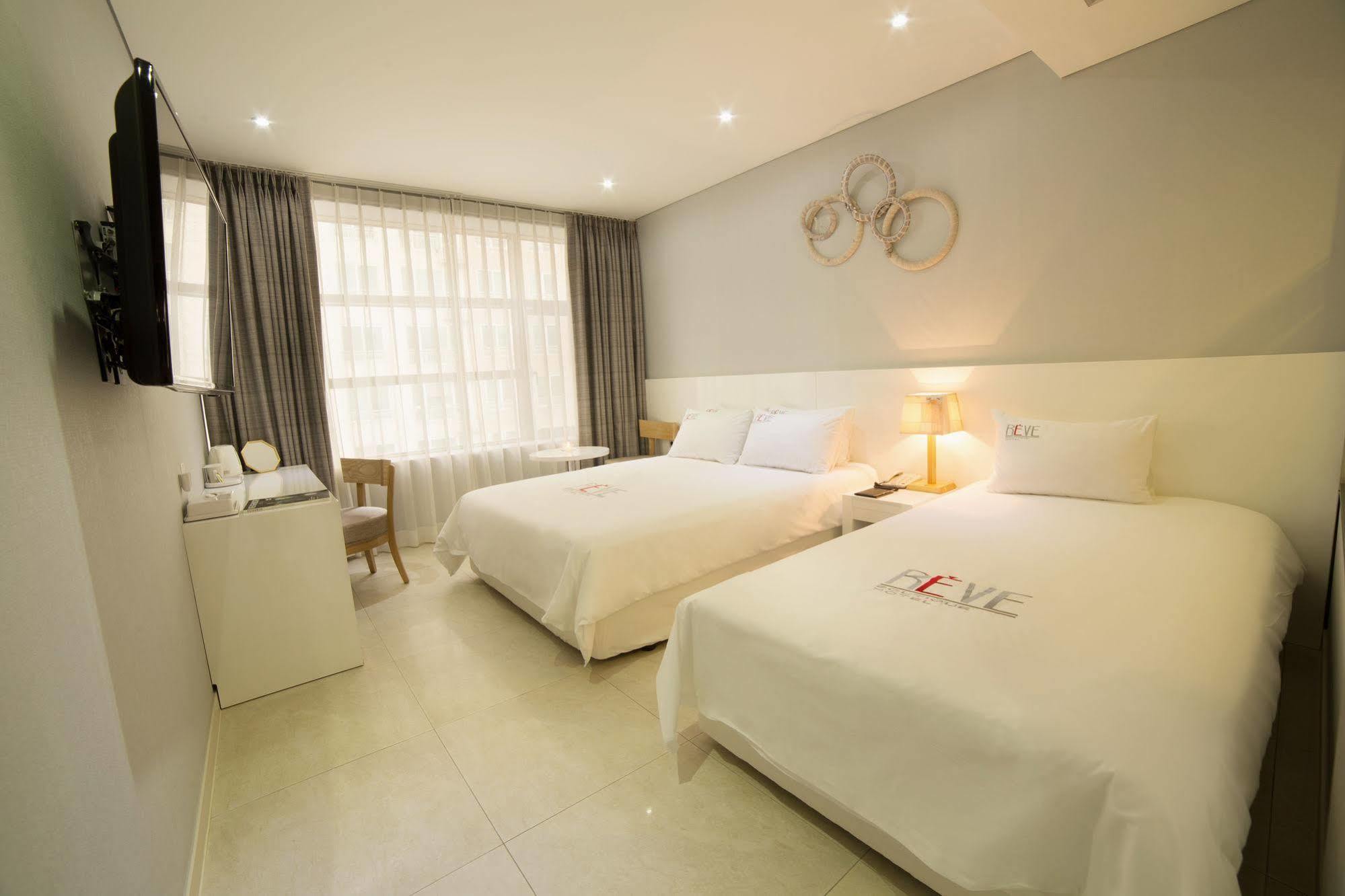 Reve Business Hotel Jeju Dış mekan fotoğraf